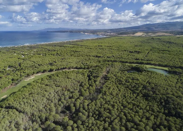Is Arenas Private Golf Foresterie - Unlimited Golf Included Hotel Narbolia